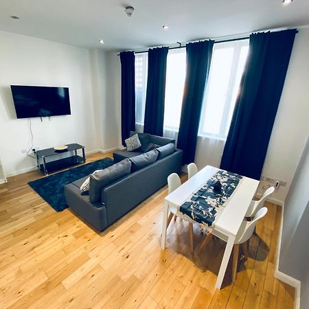 2 Bedroom Flat - 2 Bath - 15 Min Camden Town 런던 외부 사진