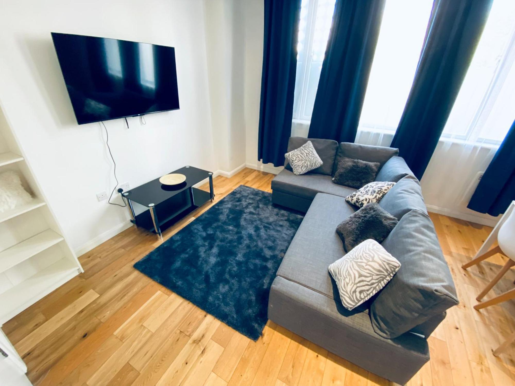 2 Bedroom Flat - 2 Bath - 15 Min Camden Town 런던 외부 사진